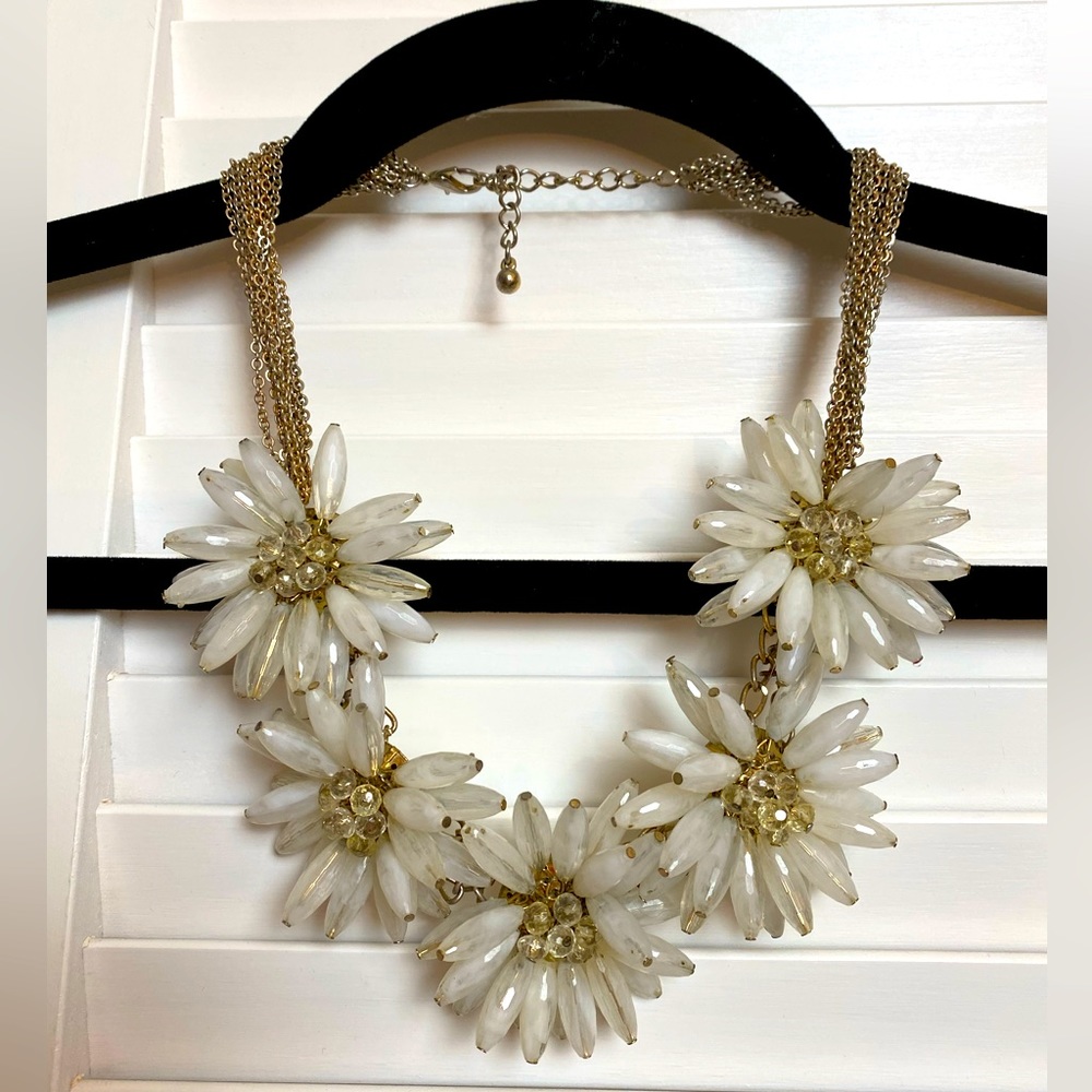 Boutique Daisy Statement Necklace